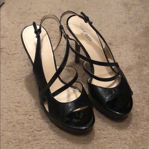 Nine West party heels - Picture 2 of 5